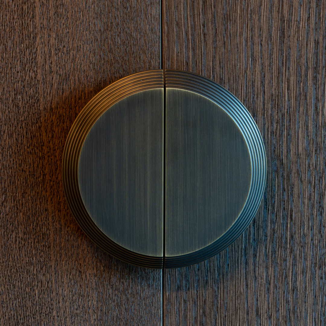 Design by Canavan Interiors. Product shown in our satin antique satin lacquered (SAS) finish.