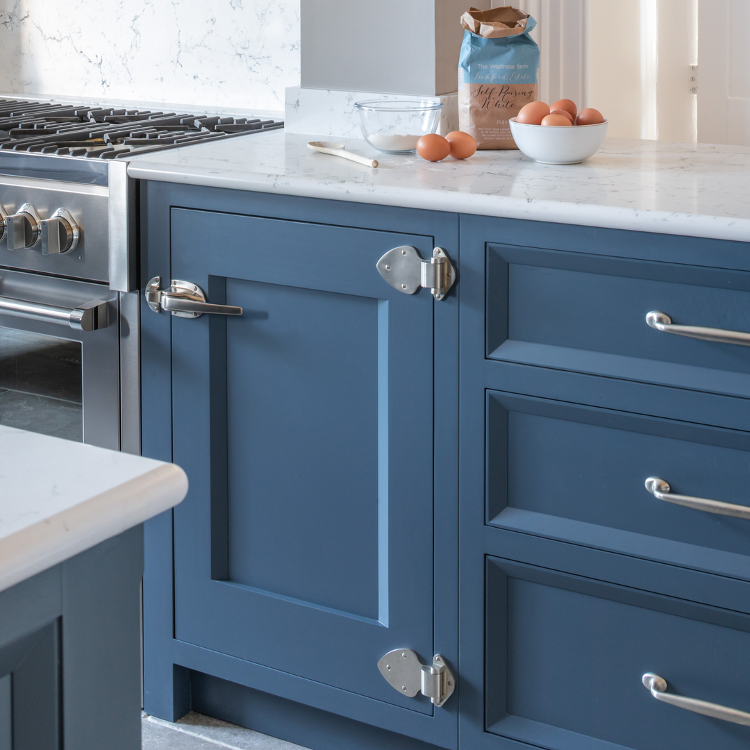 Design by Guild Anderson Furniture. Photography by Charlie O'Beirne - Lukonic Photography. Product shown in our satin nickel plate (SNP) finish.