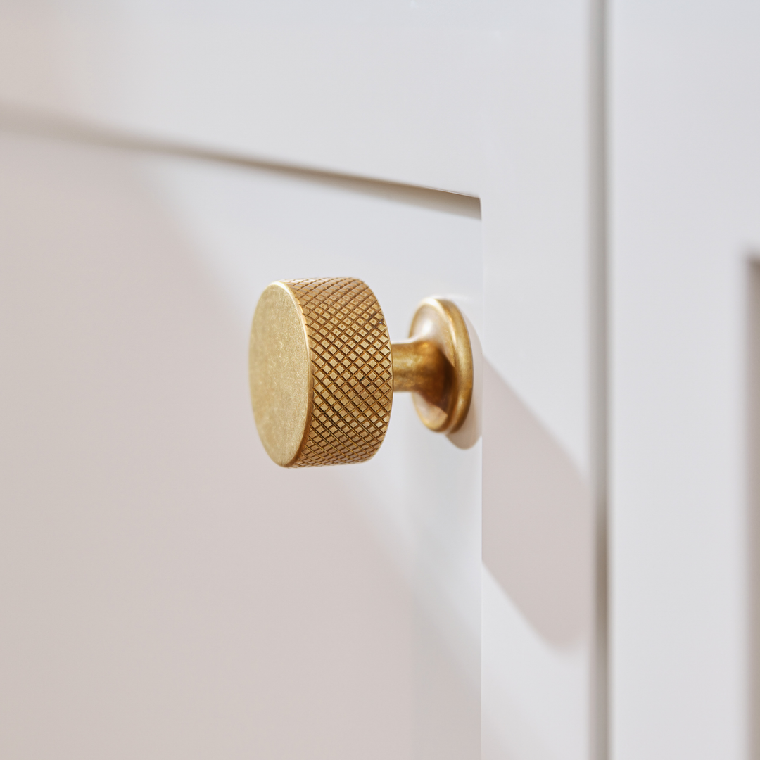 Design by Manor Interiors. Photography by Zoan Photography. Product shown in our aged brass (BEL) finish.