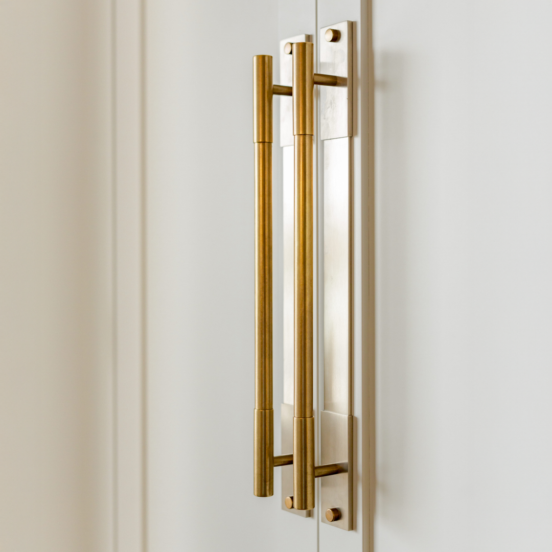 Design by Thorpe Concepts. Photography by Young Glass Photography. Product shown in our aged brass (BEL) and satin nickel plate (SNP) finishes.