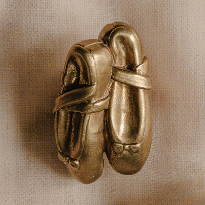 Photography by Joey Kendal Brown. Product shown in Silicon Bronze.