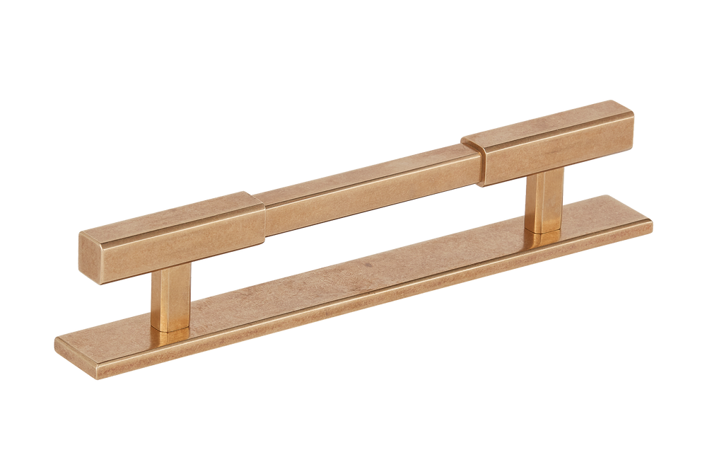 Product shown in our burnished brass (BEL) finish