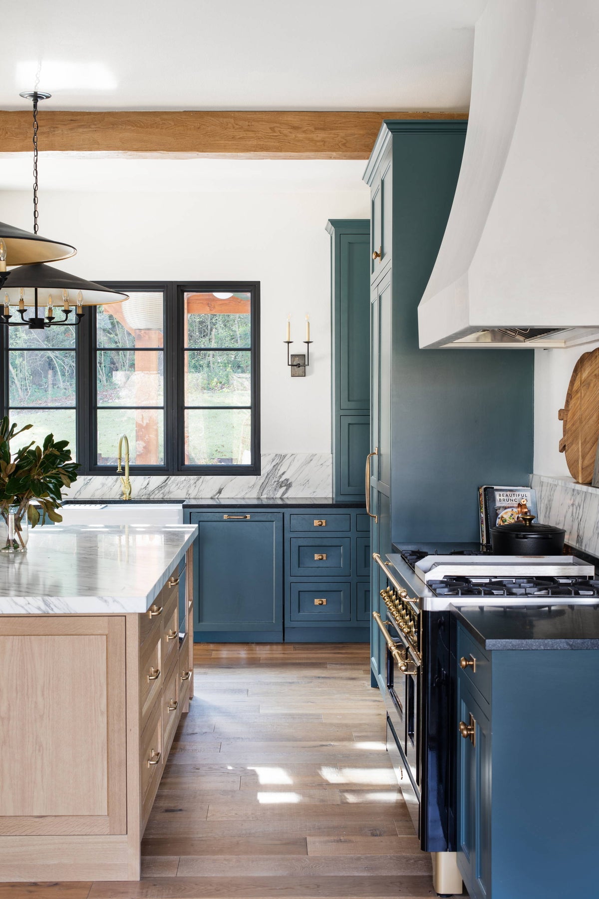 Two-Tone Kitchen Cabinets: Get The look - Armac Martin