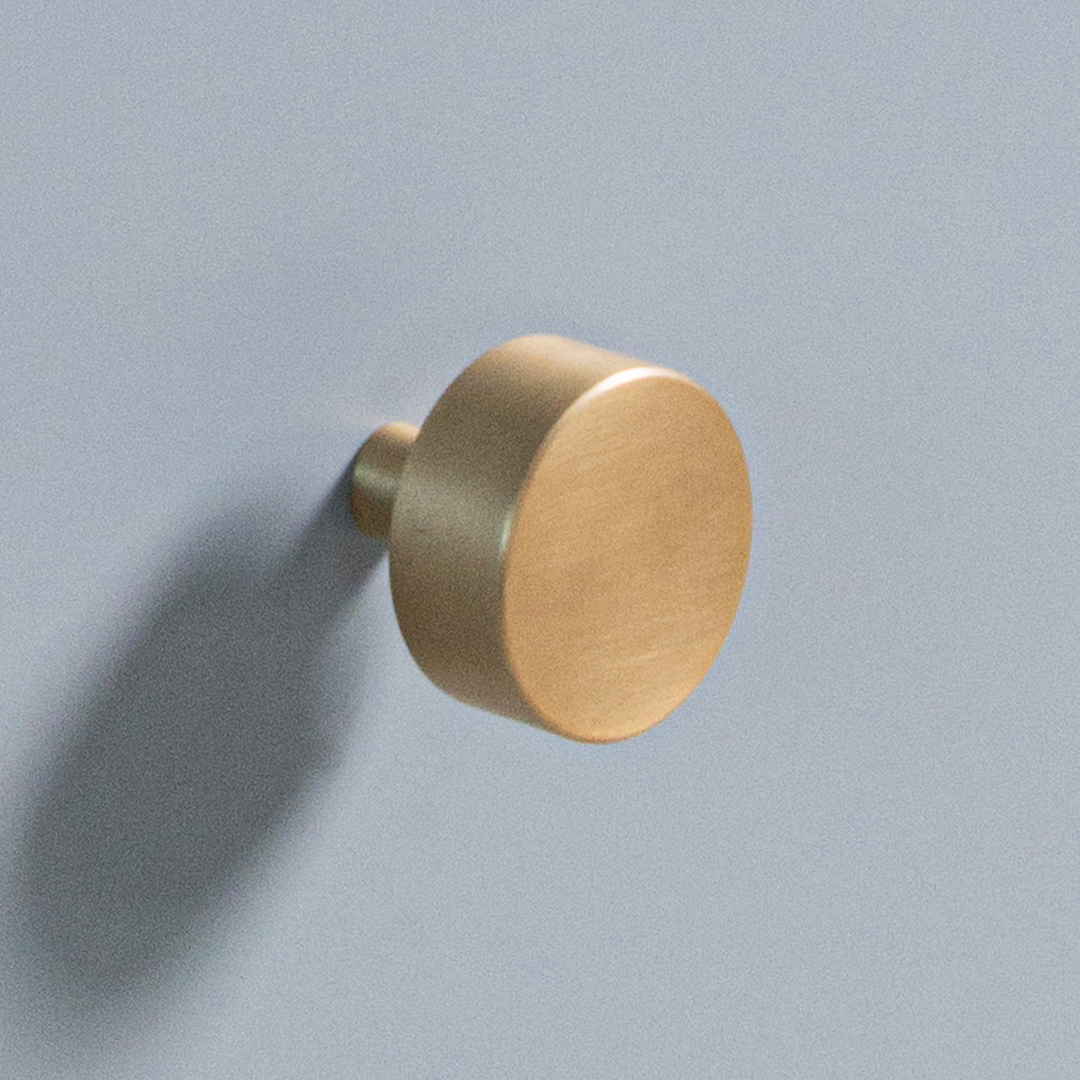 Design by Holly Oak House. Photography by Handover Agency. Product shown in our polished brass lacquered (PBL) finish.