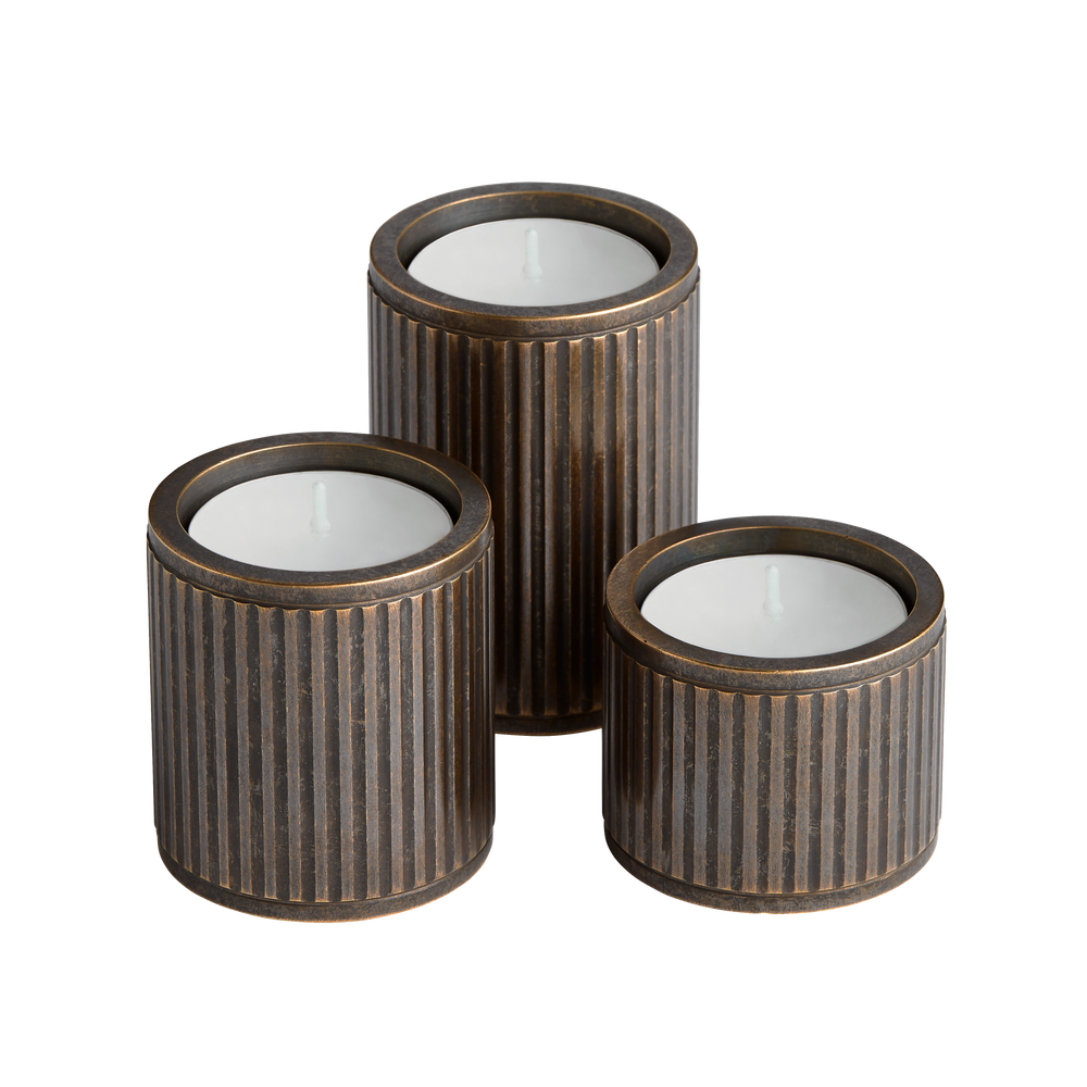 Product shown in our dark aged brass (DAB) finish