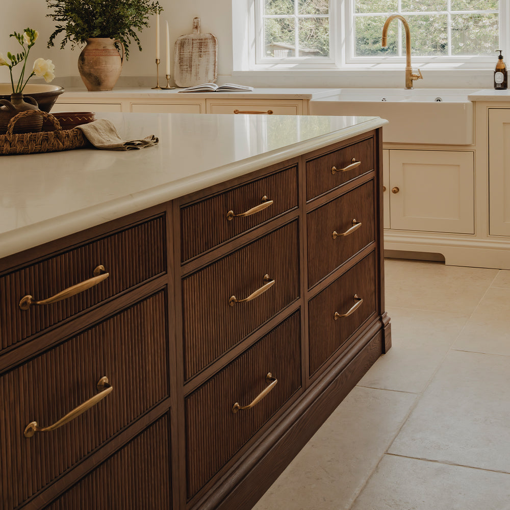 Project by Emma Louise Design | Photography by Joey Kendal Brown | Bakes Cabinet Handle shown in our aged brass (BEL) finish.