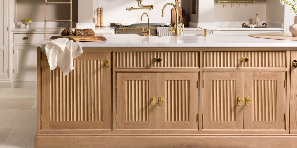 Design by Holly Oak House. Photography by Handover Agency. Product shown in our polished brass lacquered (PBL) finish. 