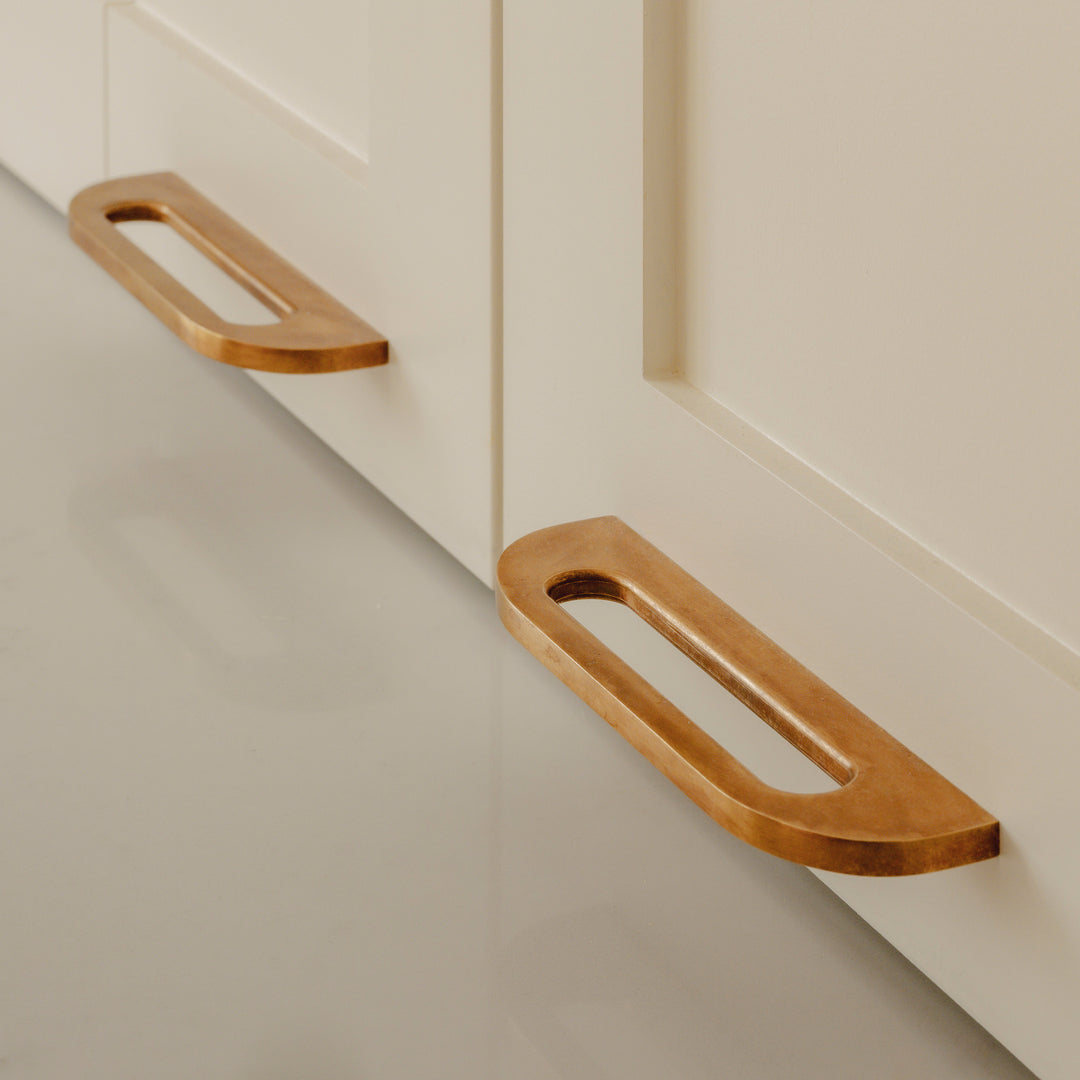 Project by Emma Louise Design | Photography by Joey Kendal Brown | Loop Surface Mounted Cabinet Pull Handle shown in our aged brass (BEL) finish. 