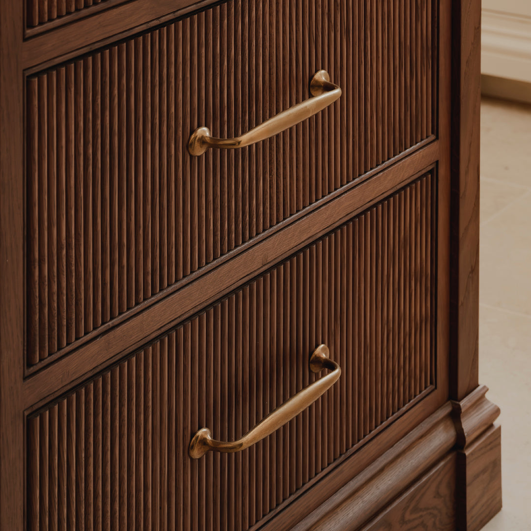 Project by Emma Louise Design | Photography by Joey Kendal Brown | Bakes Cabinet Handle shown in our aged brass (BEL) finish.