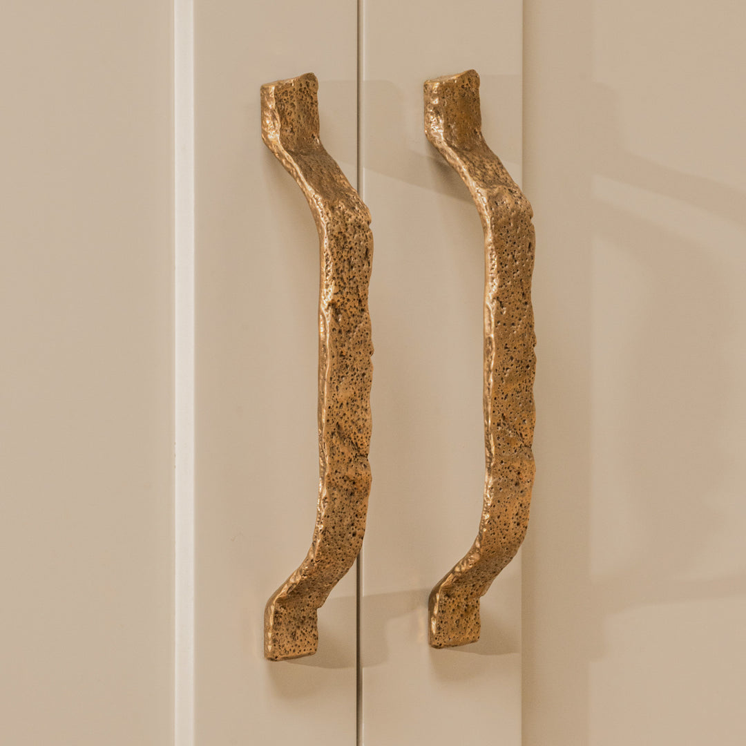 Photography by Joey Kendal Brown | Highbury Lemon Cabinet Handles shown in burnished bronze (BR). 