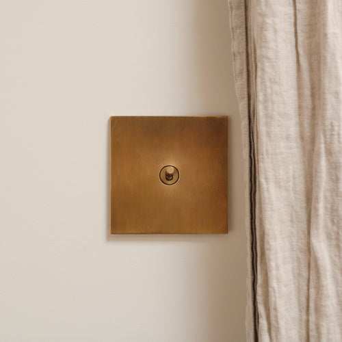 Chamberlain Plain 1G Toggle Switch