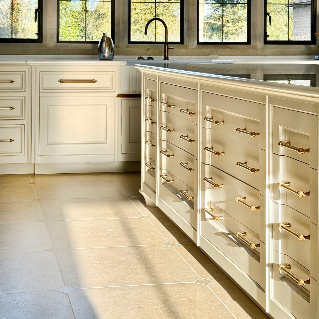 Design by Chiselwood. Product shown in our aged brass (BEL) finish.