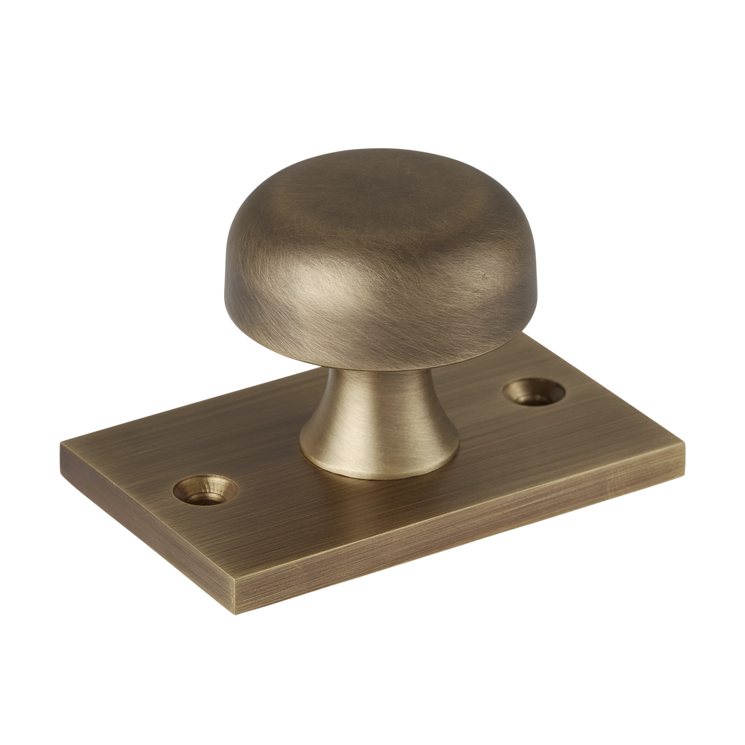 Product shown in our satin antique satin lacquered (SAS) finish