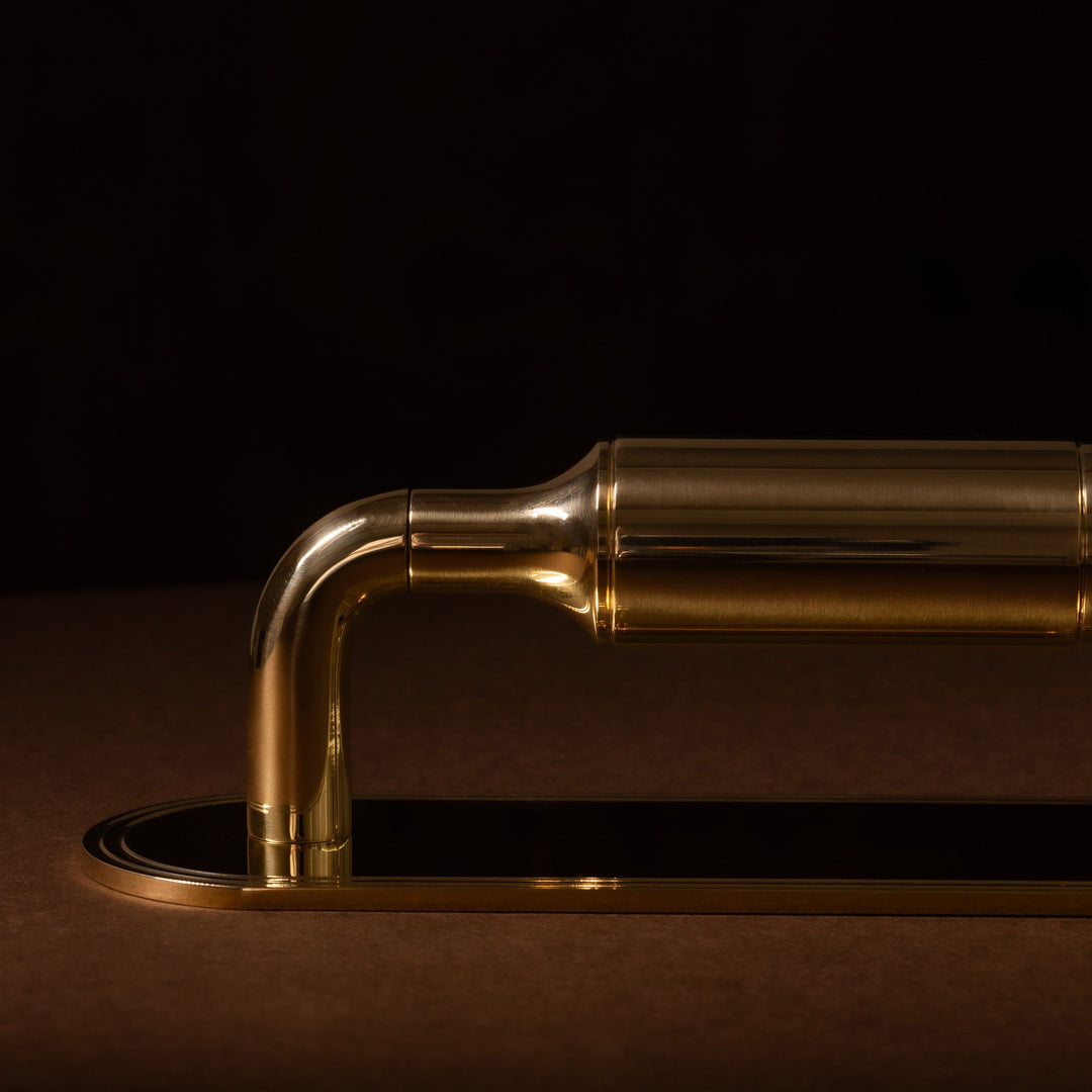 Barwick Plain Appliance Pull With Backplate