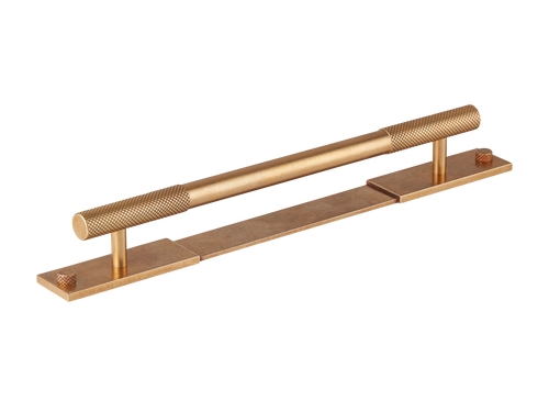 Product shown in our burnished brass (BEL) finish