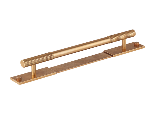 Sample of MIX Diamond Knurled Pull Handle & Backplate - Mixed Finish