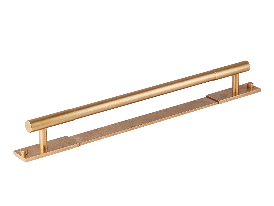 Product shown in our burnished brass (BEL) finish