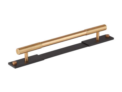 Product shown in our burnished brass (BEL) on matt black (MBL) finish