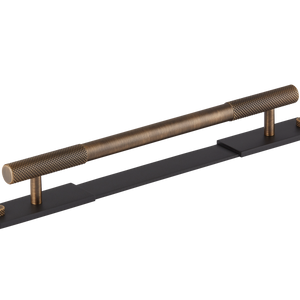 Product shown in our satin antique satin lacquered (SAS) on matt black (MBL)  finish