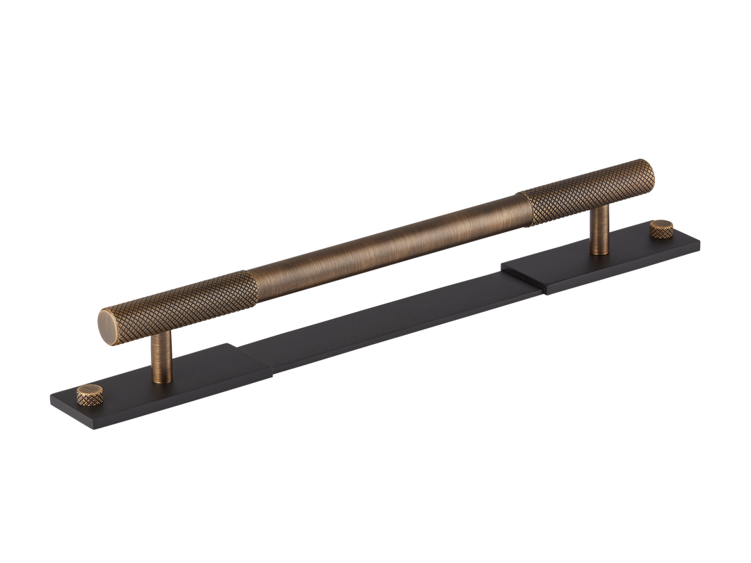 Product shown in our satin antique satin lacquered (SAS) on matt black (MBL)  finish