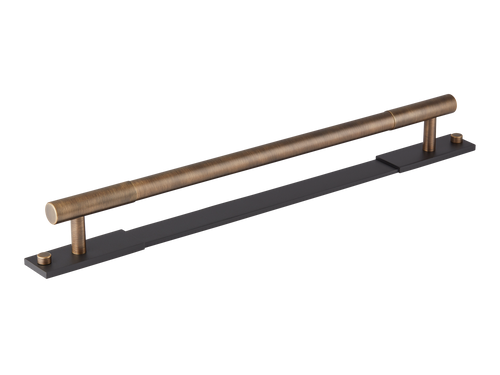 Product shown in our satin antique satin lacquered (SAS) on matt black (MBL)  finish